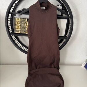 Babaton Cocoa Sleeveless Midi Dress